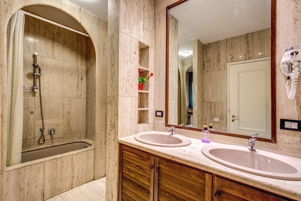 Enzo Luxury Rooms Rom Exteriör bild