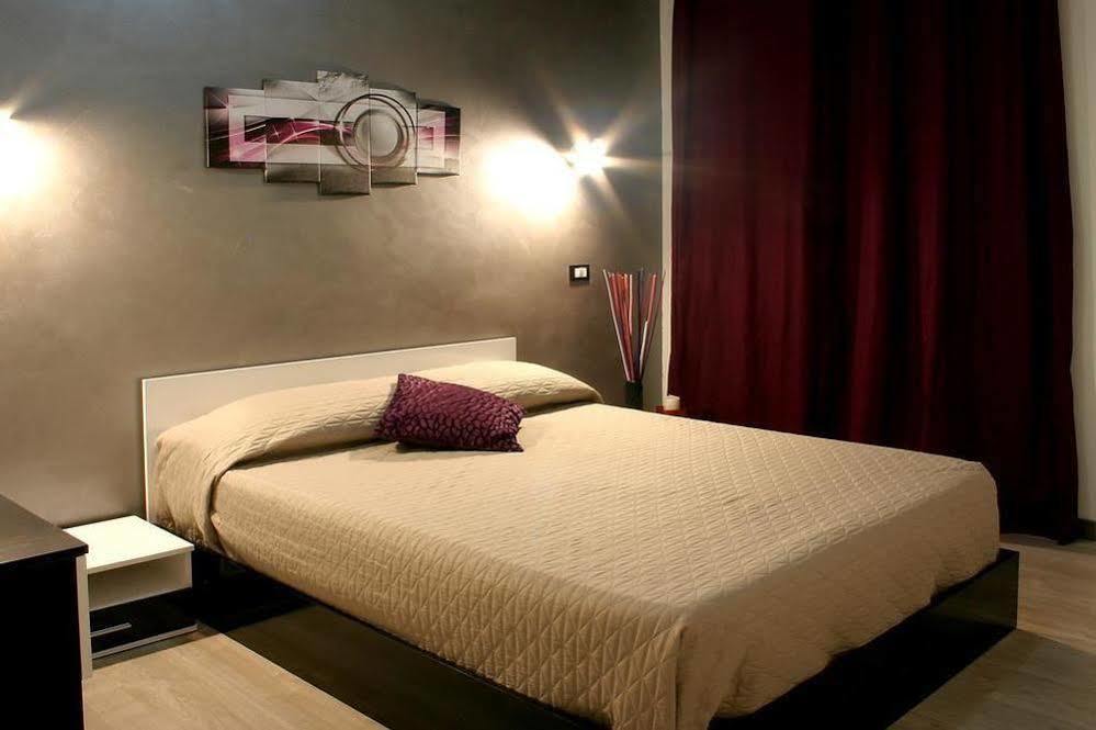 Enzo Luxury Rooms Rom Exteriör bild