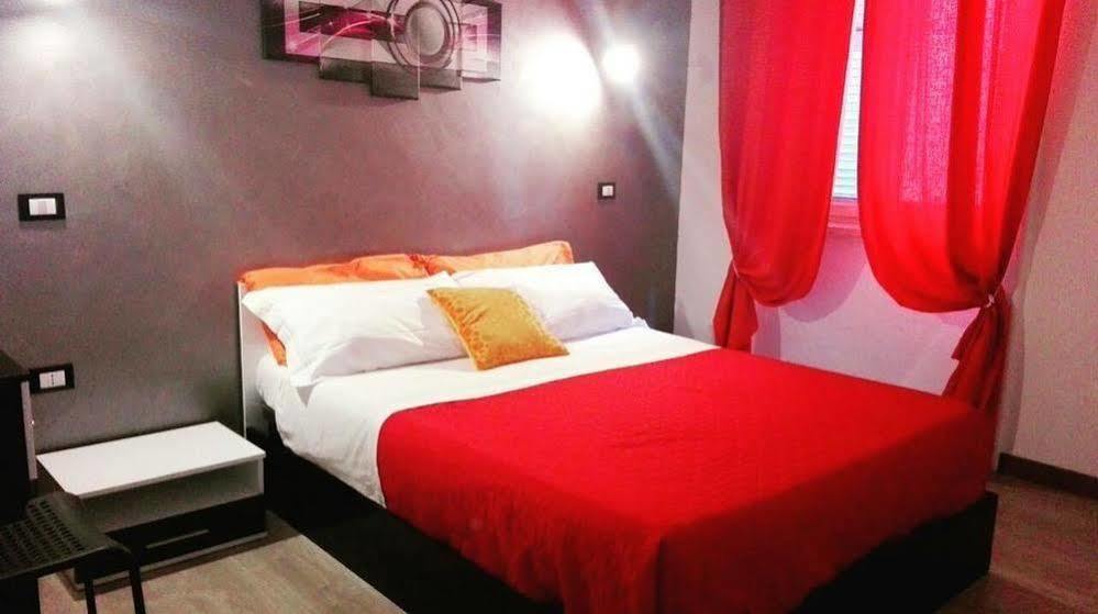 Enzo Luxury Rooms Rom Exteriör bild